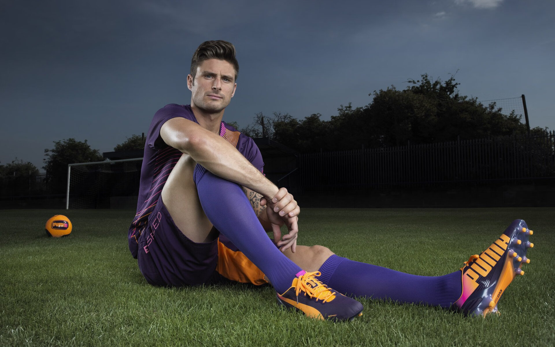 fb体育网站-勒沃库森战平比赛，积分暂时稳定，勒沃库森引援