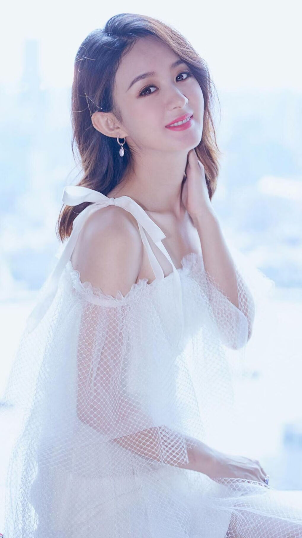 fb体育注册网址-雄鹿再次获胜，击败步行者保持领先地位，雄鹿大胜步行者