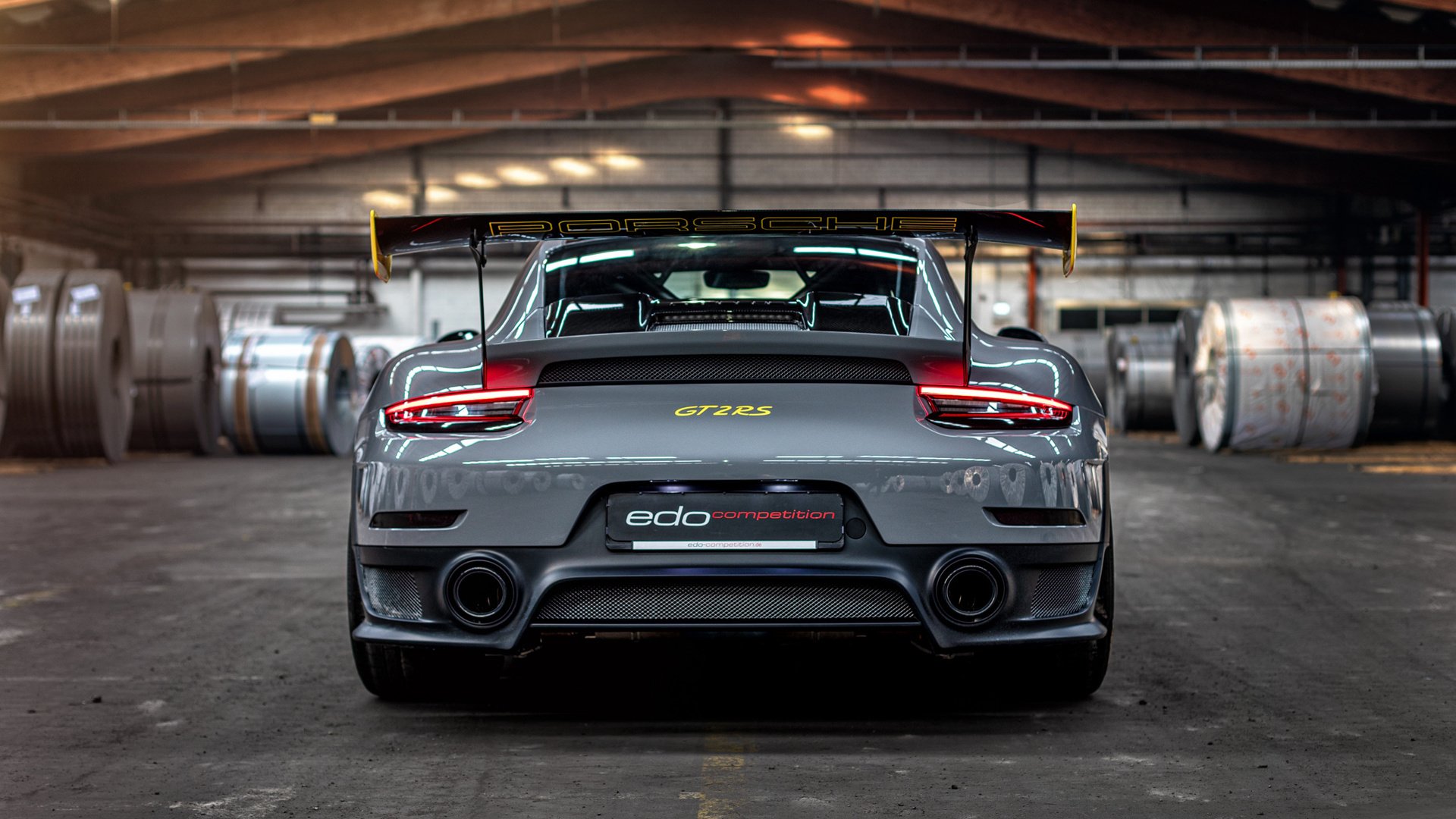 fb体育官网-后场反击：防守反击战术的精彩体现，后场击球技术有哪些